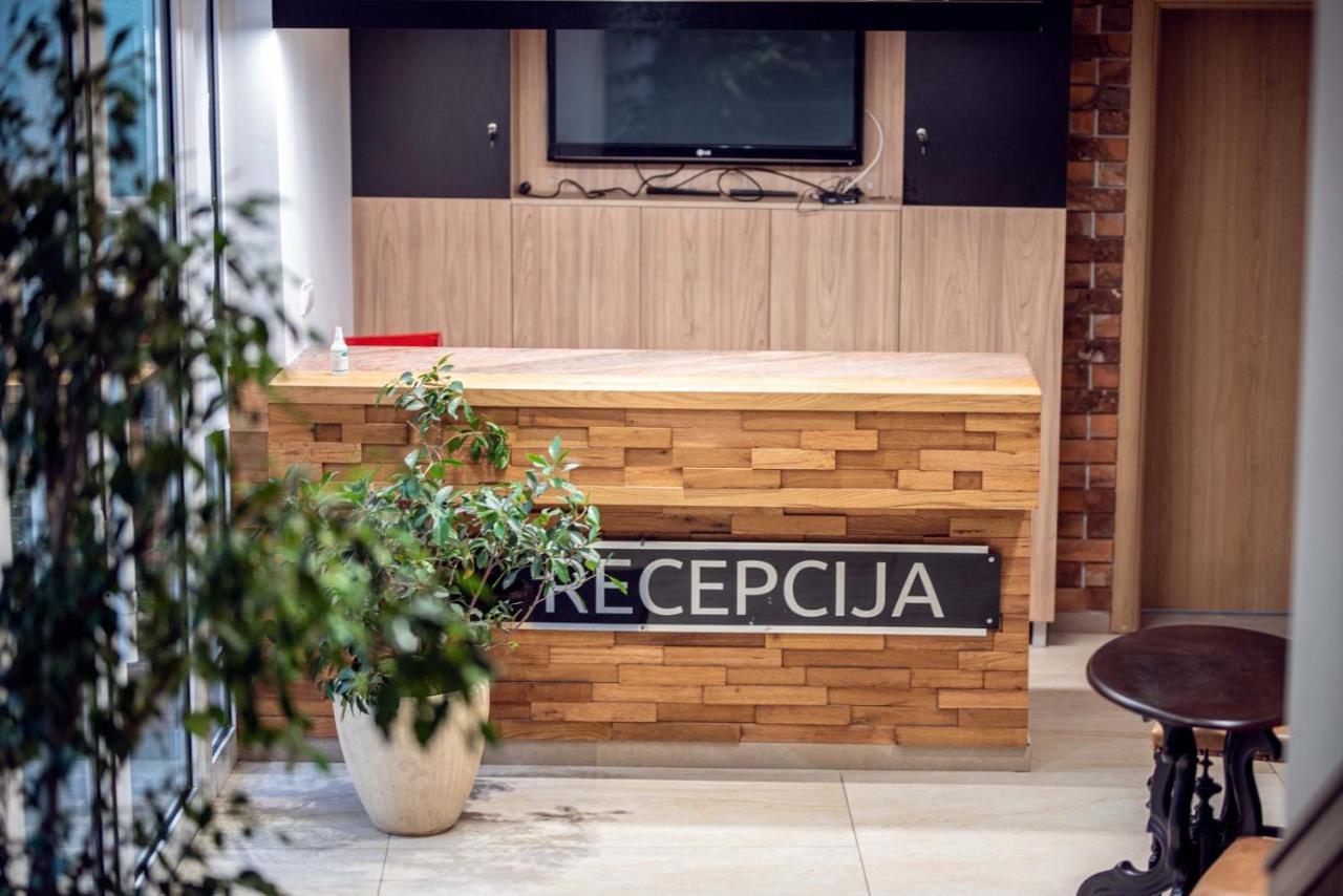 Szur Home Smederevska Palanka ภายนอก รูปภาพ